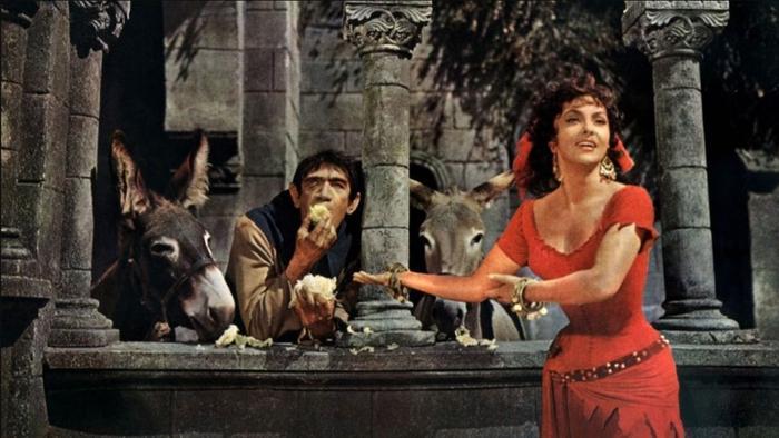 巴黎圣母院是面镜子，照出人类的嘴脸和命运