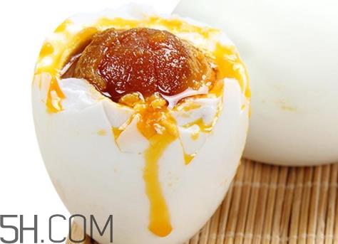 一斤咸鸭蛋放多少盐 十斤咸鸭蛋放多少盐 一斤咸鸭蛋放多少盐 十斤咸鸭蛋放多少盐