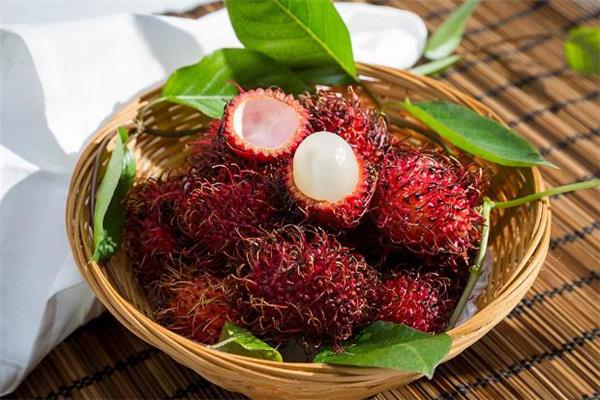 吃红毛丹会拉肚子吗 拉肚子能吃红毛丹吗 吃红毛丹会拉肚子吗 拉肚子能吃红毛丹吗