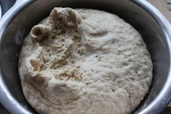 发酵粉是小苏打吗 发酵粉的种类有哪些 发酵粉是小苏打吗 发酵粉的种类有哪些