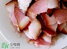 吃腊肉可以喝酒吗?吃腊肉喝酒对身体有害吗? 吃腊肉可以喝酒吗?吃腊肉喝酒对身体有害吗?