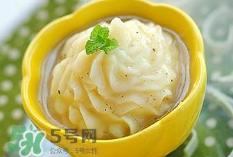 苹果泥怎么做给宝宝吃?苹果泥给宝宝吃多少好 苹果泥怎么做给宝宝吃?苹果泥给宝宝吃多少好