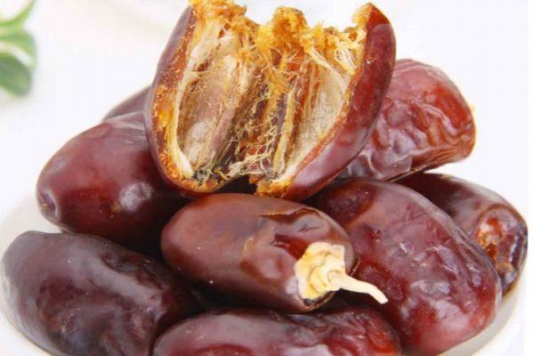 椰枣什么时候吃最好?椰枣有核吗 椰枣什么时候吃最好?椰枣有核吗