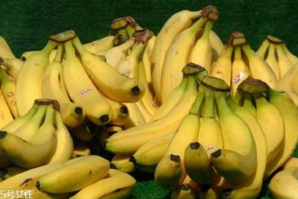 为什么吃香蕉会拉肚子 香蕉有什么作用呢 为什么吃香蕉会拉肚子 香蕉有什么作用呢