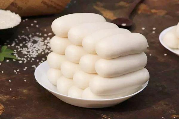 年糕是糯米还是大米 年糕吃了会不消化吗