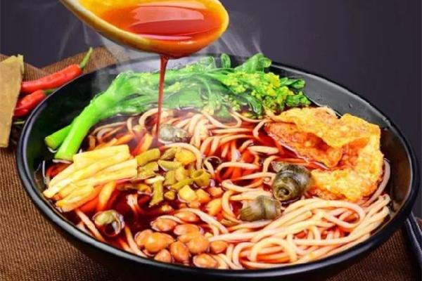 螺蛳粉要煮多长时间 螺蛳粉要冷水下锅还是热水下锅 螺蛳粉要煮多长时间 螺蛳粉要冷水下锅还是热水下锅