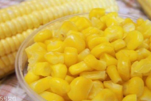 糯玉米和甜玉米的区别 以颜色区分 糯玉米和甜玉米的区别 以颜色区分