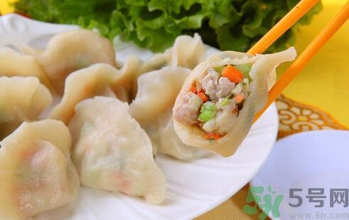 煮饺子要盖锅盖吗?煮饺子盖盖煮皮还是煮馅? 煮饺子要盖锅盖吗?煮饺子盖盖煮皮还是煮馅?