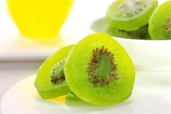 猕猴桃干孕妇可以吃吗 猕猴桃干有营养吗 猕猴桃干孕妇可以吃吗 猕猴桃干有营养吗