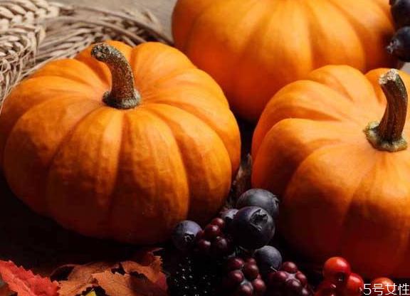 南瓜蒸熟可以冻起来吗 蒸熟的南瓜怎么保存 南瓜蒸熟可以冻起来吗 蒸熟的南瓜怎么保存