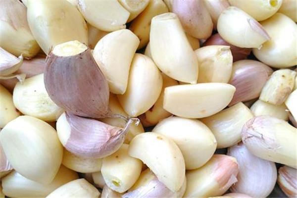 醋泡大蒜吃了能减肥吗 醋泡大蒜多久可以吃