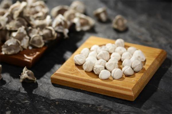 辣木籽吃多了会怎么样 辣木籽吃多了会中毒吗 辣木籽吃多了会怎么样 辣木籽吃多了会中毒吗