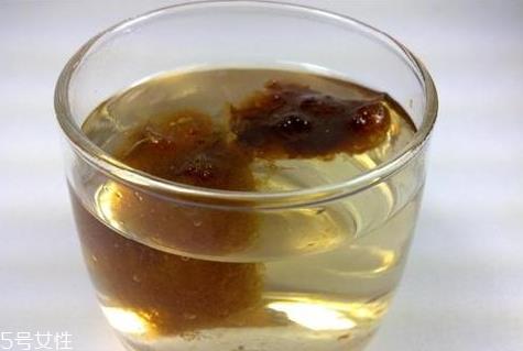 胖大海可以和茶叶一起泡吗 胖大海可以和茶叶一起泡吗