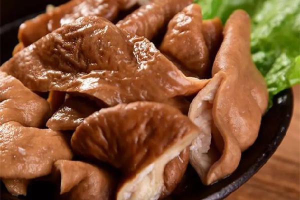 卤肥肠怎么炒好吃 卤肥肠和什么菜炒好吃 卤肥肠怎么炒好吃 卤肥肠和什么菜炒好吃