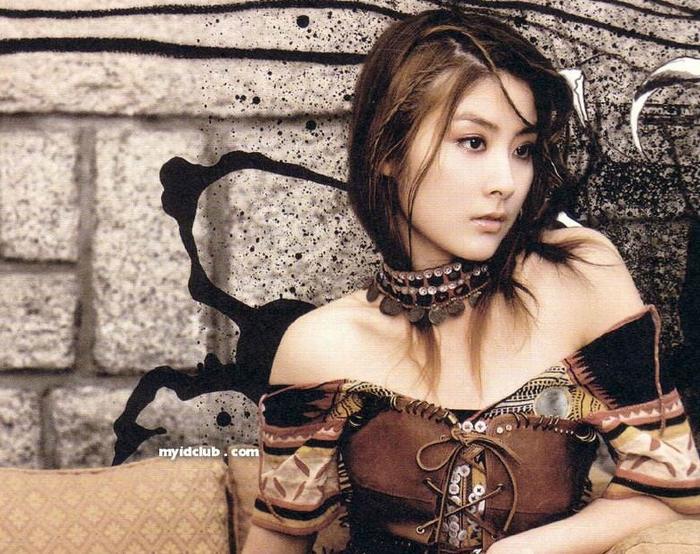 他是《西游记》中的“唐僧”,也是陈慧琳亲弟弟,却一直不温不火