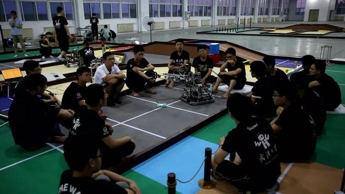 记录平凡 | 这群学霸开挂的人生，从玩转“它”开始