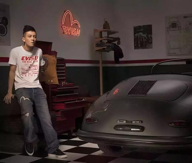 知道吗，烂街的EVISU是山寨的鼻祖