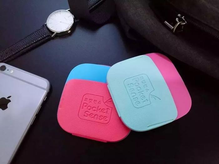 衣服粘毛粘灰?用这个1招搞定,比胶带好用100倍