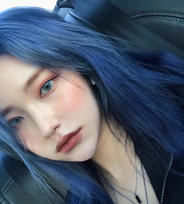 蓝色染发居然不是非主流？爱豆也染了