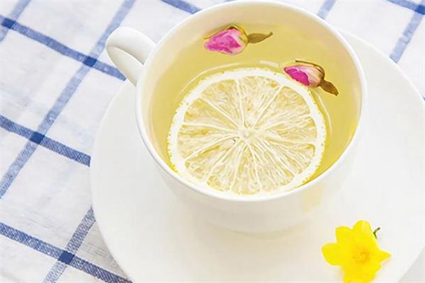 玫瑰柠檬茶能天天喝吗 玫瑰柠檬茶的功效与禁忌 玫瑰柠檬茶能天天喝吗 玫瑰柠檬茶的功效与禁忌