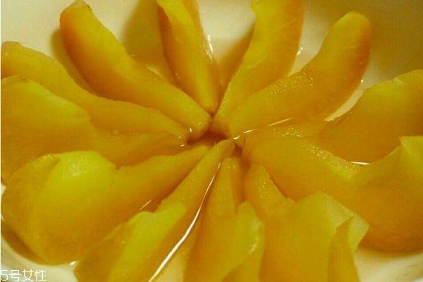 蒸苹果要蒸多久 蒸苹果的做法 蒸苹果要蒸多久 蒸苹果的做法