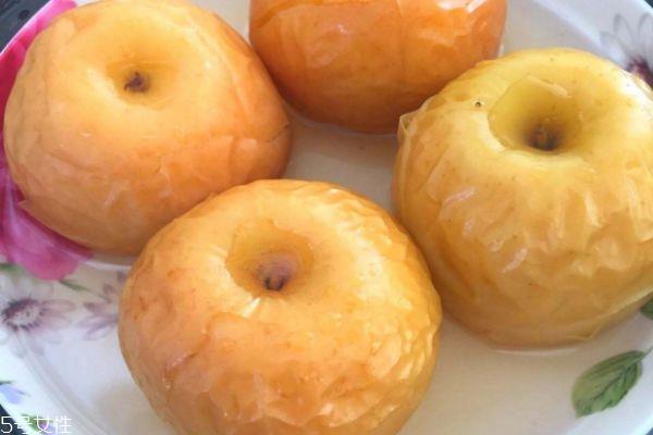 蒸苹果要蒸多久 蒸苹果的做法 蒸苹果要蒸多久 蒸苹果的做法