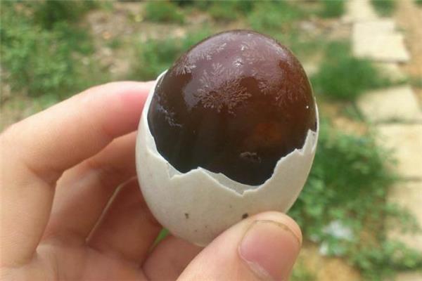 晚上吃皮蛋会发胖吗 皮蛋的热量 晚上吃皮蛋会发胖吗 皮蛋的热量