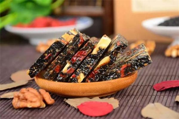 阿胶糕拉丝的好还是不拉丝的好 阿胶糕不拉丝什么原因 阿胶糕拉丝的好还是不拉丝的好 阿胶糕不拉丝什么原因