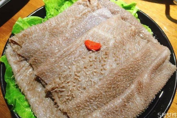 毛肚有什么营养价值呢 吃毛肚有什么好处呢