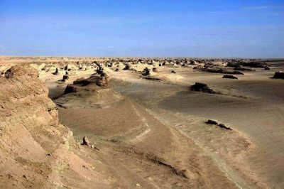 ​罗布泊真的有双鱼玉佩？彭加木科考离奇失踪38年之谜