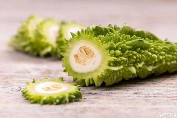 苦瓜可以去痘痘吗 去痘痘可以用苦瓜吗