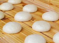 糍粑为什么要泡在水里?糍粑泡在水里有什么用?