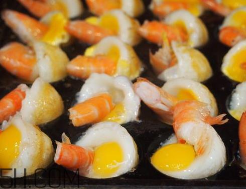 鹌鹑蛋和虾能一起吃吗 鹌鹑蛋可以和虾一起吃吗 鹌鹑蛋和虾能一起吃吗 鹌鹑蛋可以和虾一起吃吗