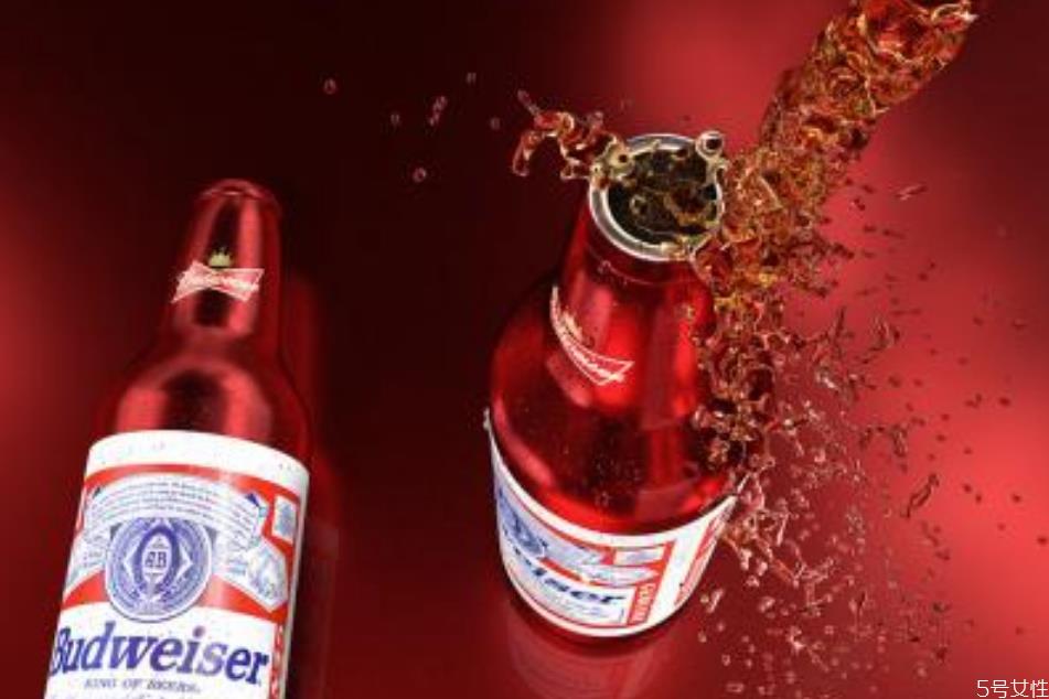 百威啤酒多少钱一瓶 百威啤酒多少钱一箱 百威啤酒多少钱一瓶 百威啤酒多少钱一箱