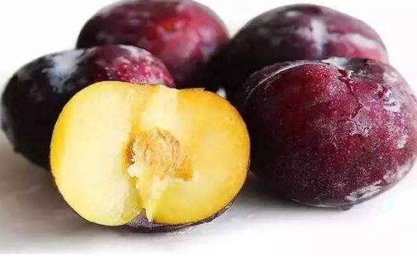 吃黑布林有什么好处呢 孕妇可以吃黑布林吗 吃黑布林有什么好处呢 孕妇可以吃黑布林吗