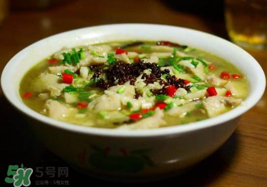 黑鱼可以做酸菜鱼吗？黑鱼做酸菜鱼好吃吗？