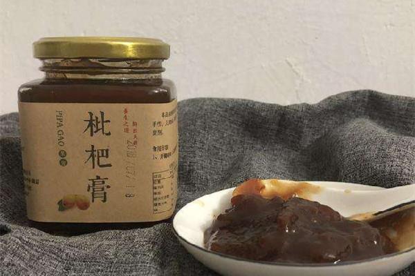 枇杷膏可以用开水冲着喝吗 枇杷膏喝完可以喝水吗 枇杷膏可以用开水冲着喝吗 枇杷膏喝完可以喝水吗