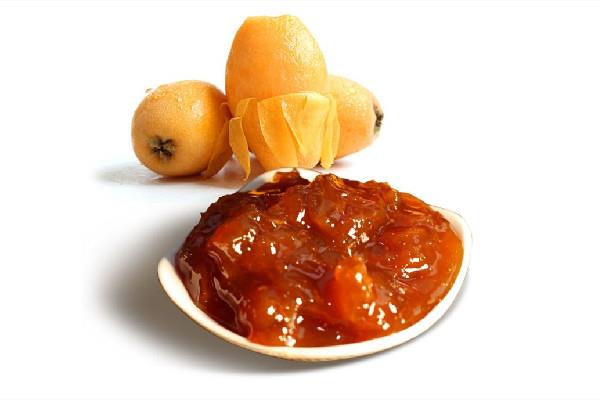 枇杷膏可以用开水冲着喝吗 枇杷膏喝完可以喝水吗 枇杷膏可以用开水冲着喝吗 枇杷膏喝完可以喝水吗