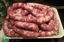 炒腊肠要先煮熟吗？腊肠需要先煮再炒菜吗？