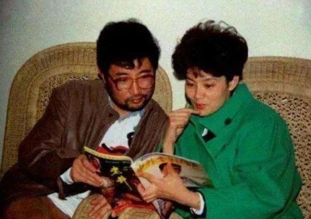 与潘虹相爱8年离婚,扭头追央视主持王小丫,米家山现在怎样了?