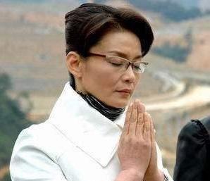 与潘虹相爱8年离婚,扭头追央视主持王小丫,米家山现在怎样了?