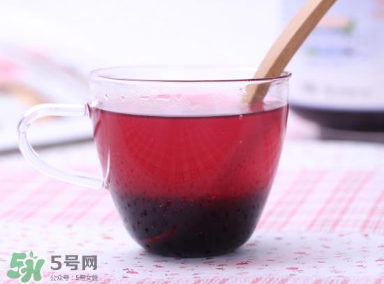 蓝莓和蜂蜜能一起吃吗?蓝莓能和蜂蜜一起吃吗? 蓝莓和蜂蜜能一起吃吗?蓝莓能和蜂蜜一起吃吗?