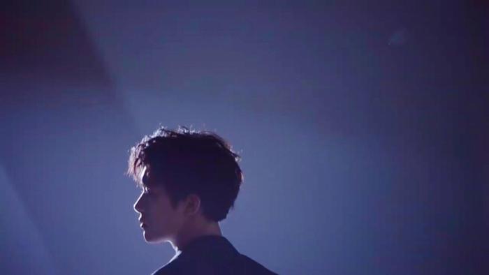 易烊千玺成为华为nova全球代言人