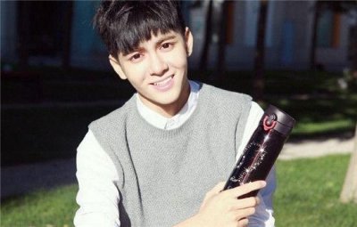 ​胡军直男式挂人支持曾舜晞带来奇效被调侃是无心插柳之举！