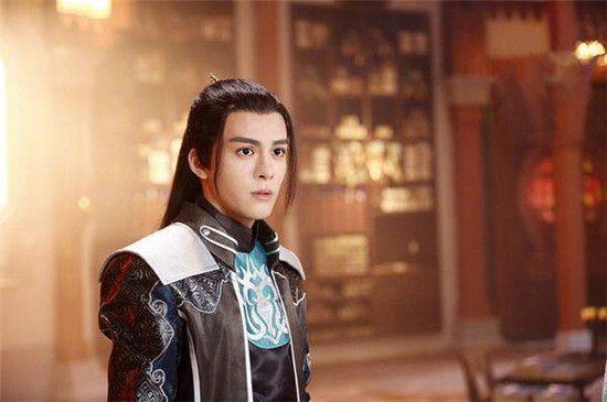 胡军直男式挂人支持曾舜晞带来奇效被调侃是无心插柳之举！