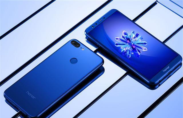 华为荣耀10和荣耀v10有什么区别?别分不清了,这5点告诉你答案!