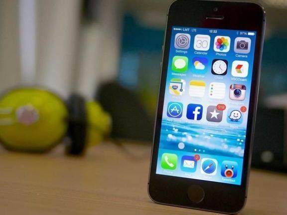 同样是高端机，华为与苹果的差距在哪？这几点华为也不得不服