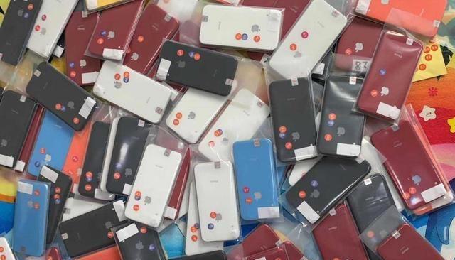 iPhone 卡贴机ww黑解详解，到底值不值得解锁？