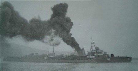 他为了报复, 炸沉中国一艘驱逐舰, 造成中国161名海军死伤
