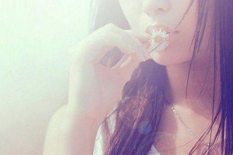 不介意孤独，至少比爱你舒服